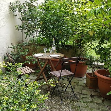 Les Carres Apartment Versailles Exterior photo
