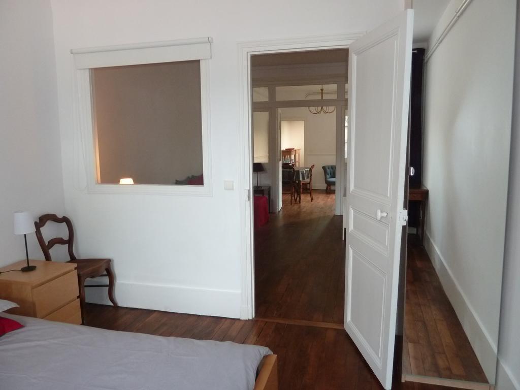 Les Carres Apartment Versailles Exterior photo